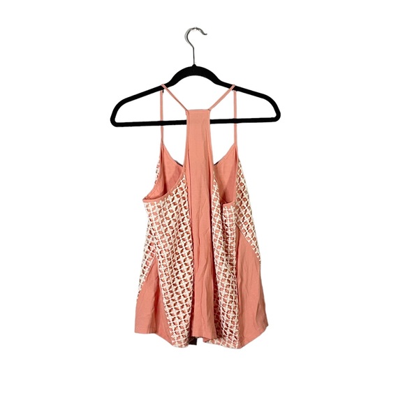 NWT Francesca’s Mimi Pink White Crochet Accent Sleeveless Boho Blouse Medium - Picture 2 of 6